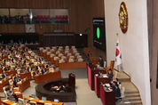 민주당 주도 '3대 특검법' 국회 통과…검사징계법도 가결