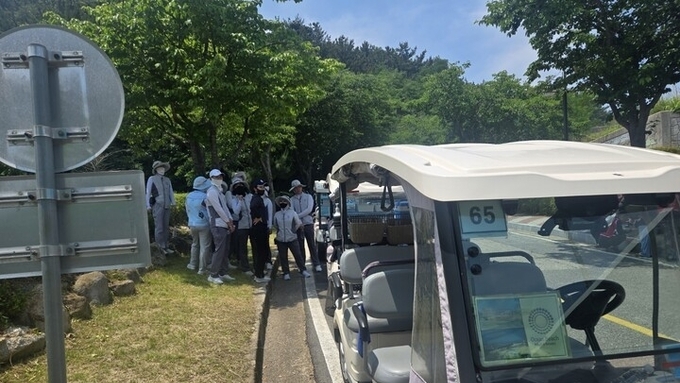 오션비치 비노조 캐디 "우릴 위한 투쟁이라더니, 밥줄부터 끊겼다”